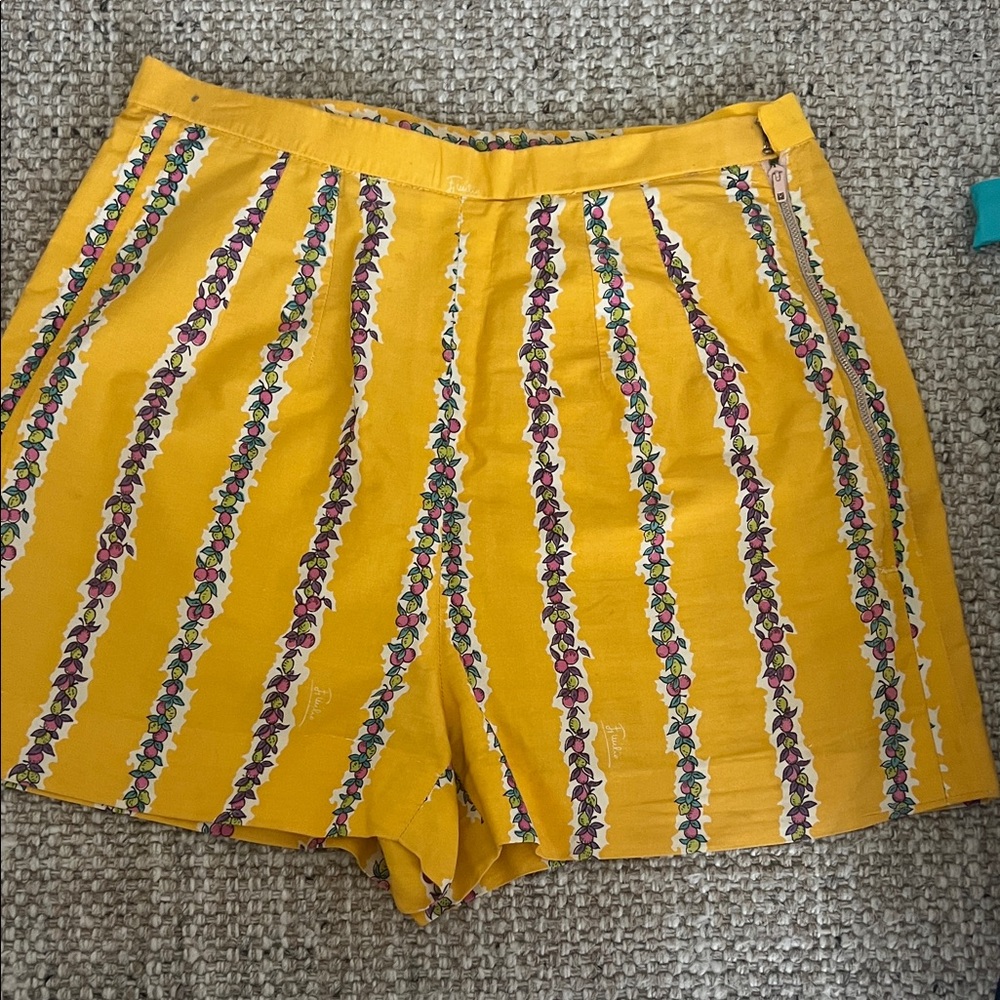 Emilio Pucci vintage floral  Stripe Yellow Women's Shorts size xs